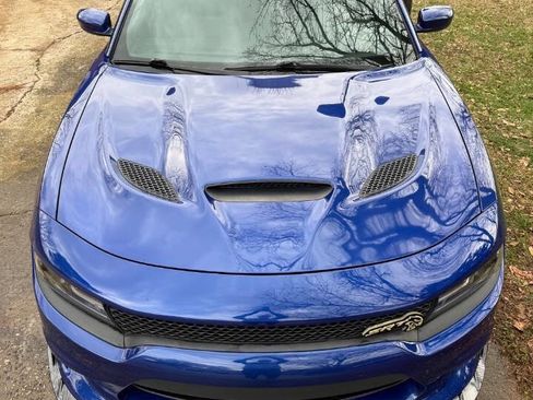 Used 2018 Dodge Charger SRT Hellcat w/ Harman/Kardon Audio Group image 12