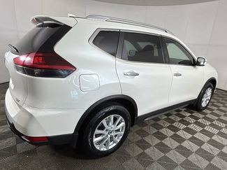 Used 2019 Nissan Rogue SV FWD video 2