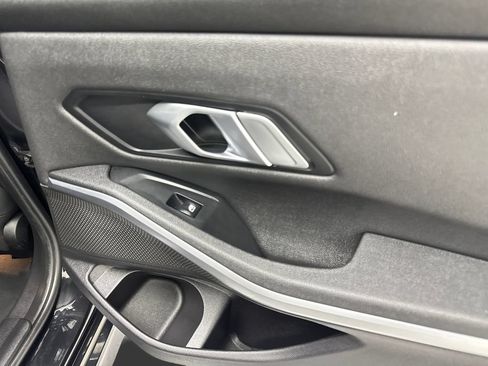 Used 2021 BMW 330i xDrive Sedan w/ Driving Assistance Package AWD/4WD image 44