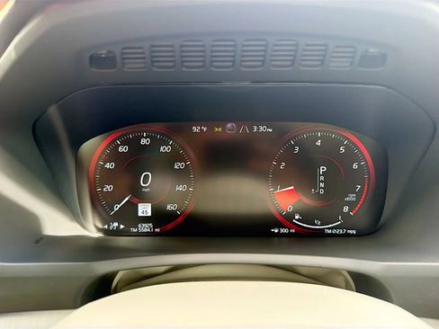 Used 2021 Volvo XC90 T5 Momentum w/ Climate Package FWD image 41