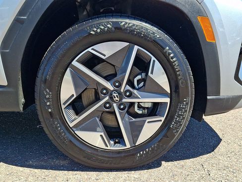 Used 2025 Hyundai Tucson SEL FWD image 8