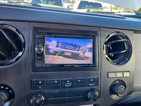 Used 2014 Ford F450 XL w/ Power Equipment Group image 24