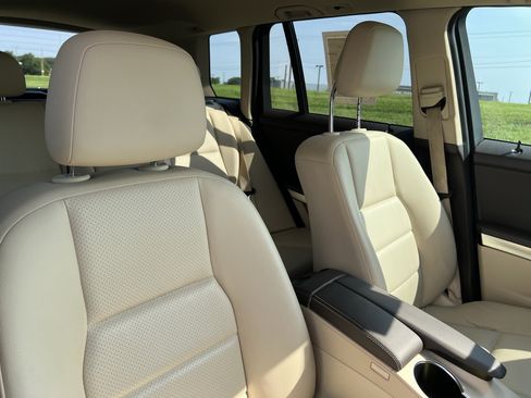Used 2015 Mercedes-Benz GLK 350 2WD image 35