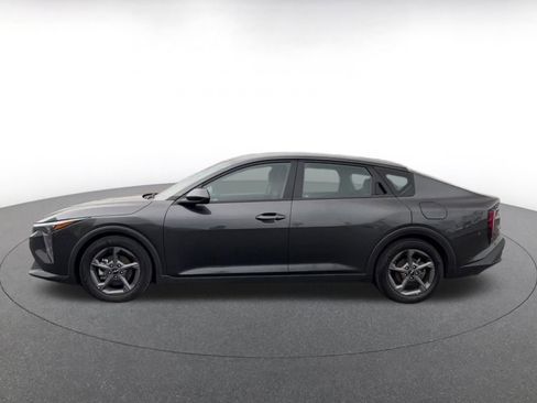 Used 2025 Kia K4 FWD image 9