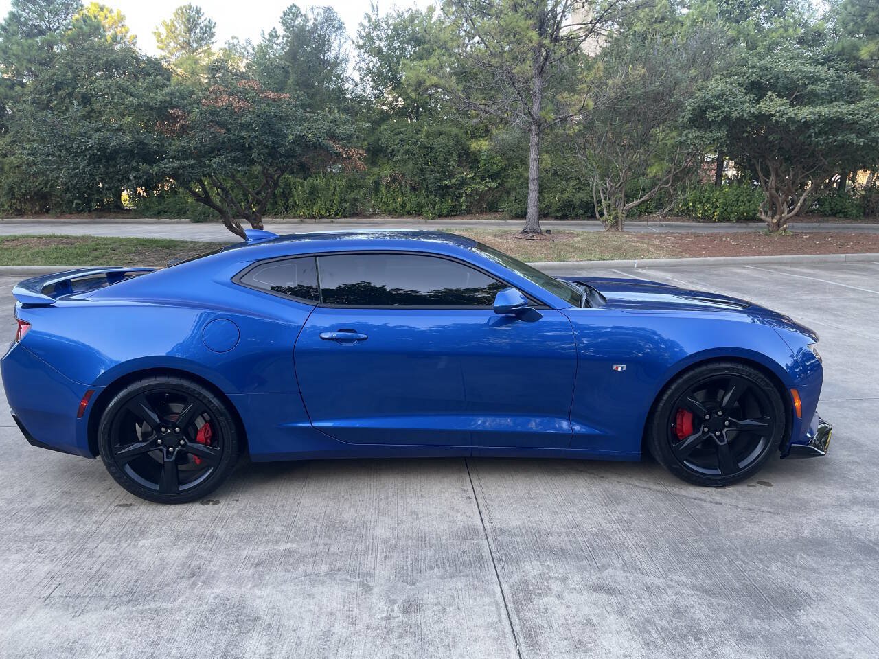 Used 2016 Chevrolet Camaro SS RWD image 15
