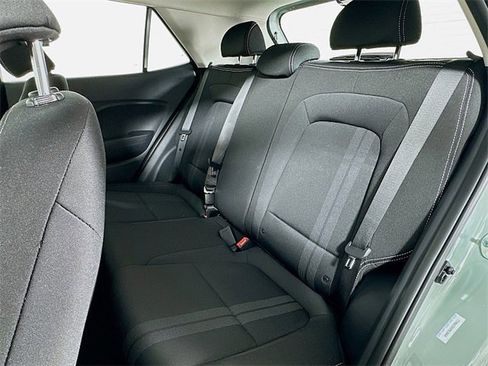 Certified 2025 Hyundai Venue SEL image 11