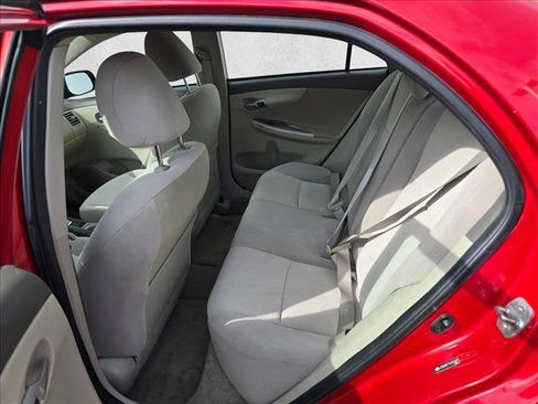 Used 2010 Toyota Corolla LE FWD image 14