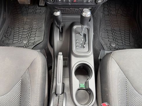 Used 2016 Jeep Wrangler Unlimited Sport AWD/4WD image 19