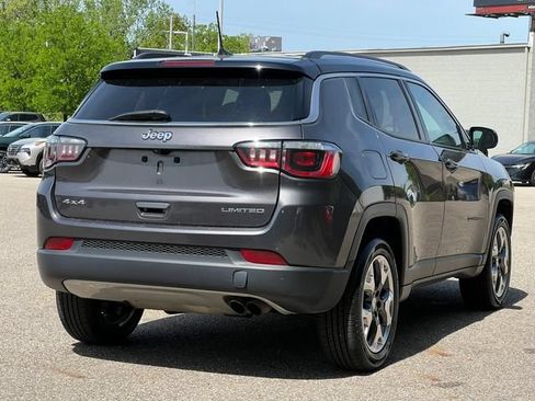 Used 2020 Jeep Compass Limited AWD/4WD image 39