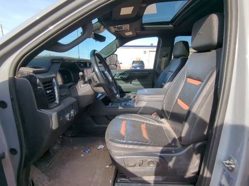 Used 2024 GMC Sierra 2500 AT4 w/ AT4 Premium Plus Package image 17