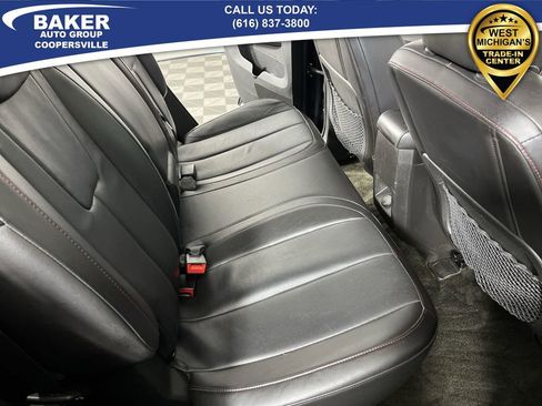 Used 2011 GMC Terrain SLT w/ Cargo Package image 24