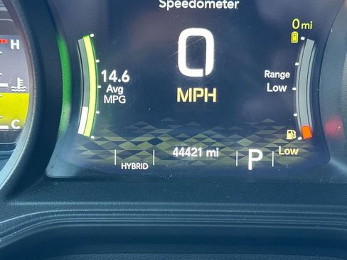 Used 2024 Jeep Wrangler Unlimited Rubicon 4xe image 27