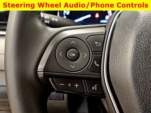 Used 2018 Toyota Camry SE image 24