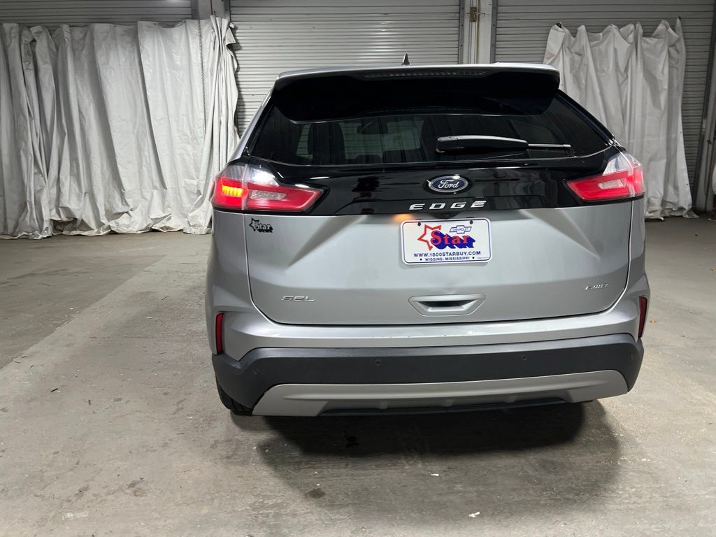 Used 2023 Ford Edge SEL AWD/4WD image 6