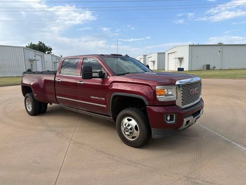 Used 2015 GMC Sierra 3500 Denali w/ Duramax Plus Package AWD/4WD image 12