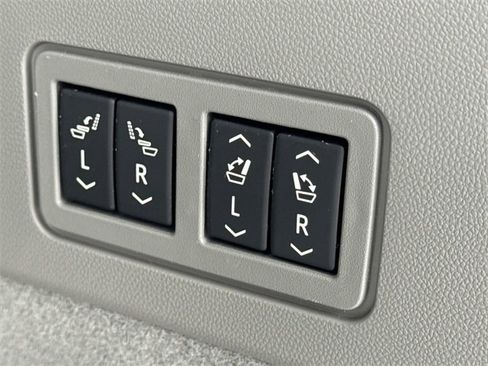 Used 2020 Cadillac XT6 Premium Luxury image 6