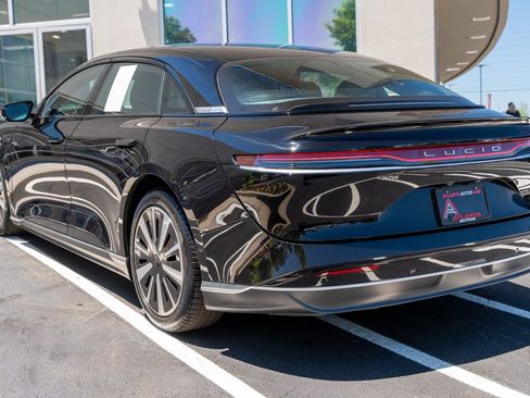 Used 2023 Lucid Air Pure AWD/4WD image 18
