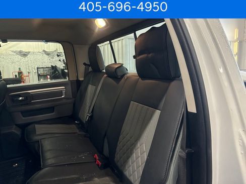 Used 2020 RAM 1500 Classic SLT image 24