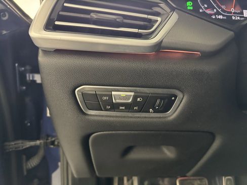 Used 2022 BMW X6 xDrive40i w/ Executive Package image 26