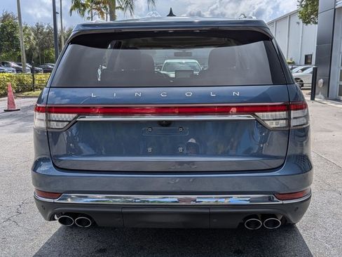 Used 2020 Lincoln Aviator Reserve w/ Equipment Group 202A image 7