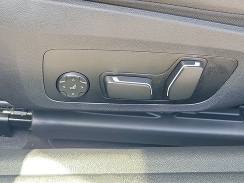 New 2025 BMW 430i Coupe w/ M Sport Package image 15