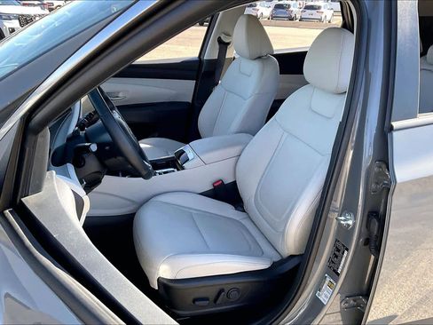 Used 2025 Hyundai Tucson SEL image 8