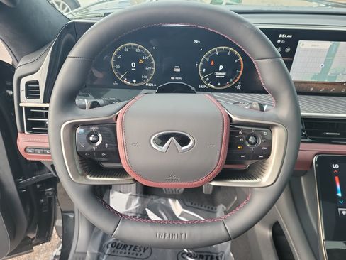 Certified 2026 INFINITI QX80 Autograph AWD/4WD image 9