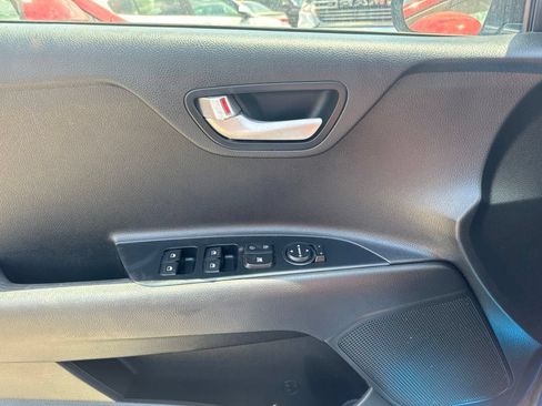 Used 2023 Kia Rio LX FWD image 17