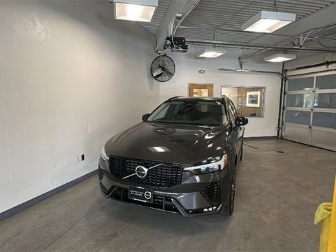 Certified 2025 Volvo XC60 B5 Plus image 1