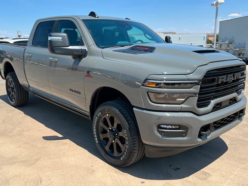 New 2026 RAM 3500 Laramie AWD/4WD image 7