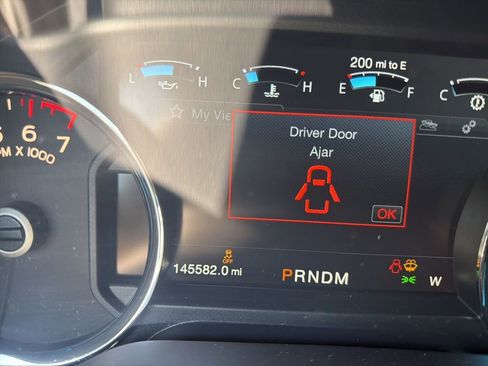 Used 2020 Ford F150 Lariat image 13