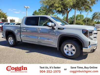 New 2025 GMC Sierra 1500 SLE w/ Preferred Package