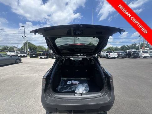 Certified 2025 Nissan Kicks SV w/ SV Premium Package AWD/4WD image 14
