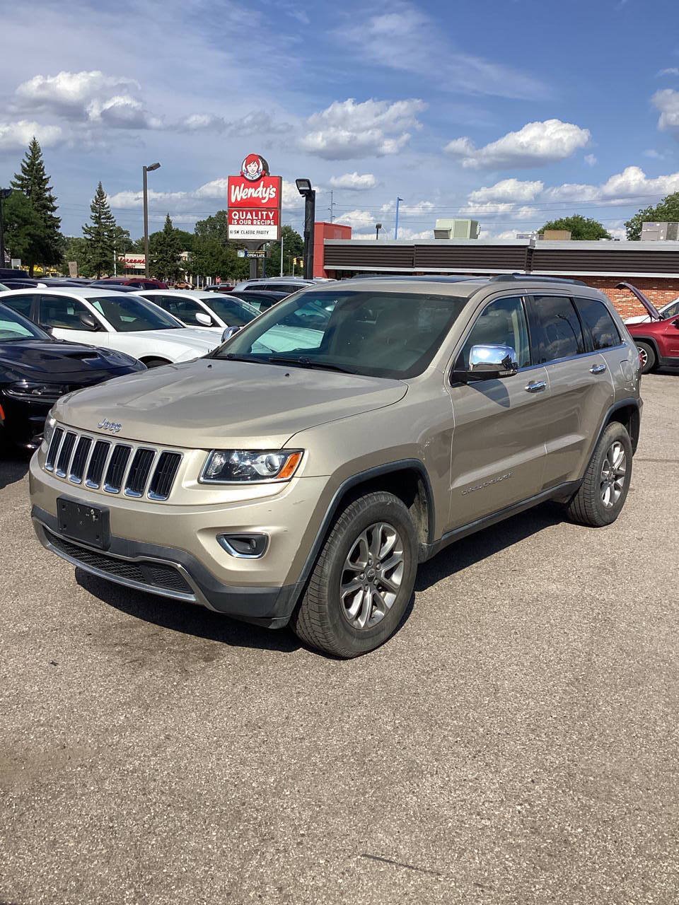 Used 2014 Jeep Grand Cherokee Limited w/ Trailer Tow Group IV RWD image 6