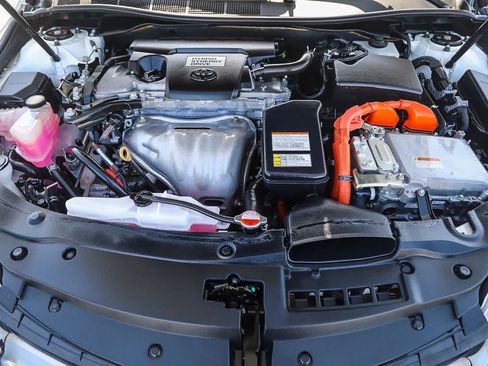 Used 2016 Toyota Camry SE FWD image 26
