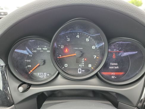 Used 2021 Porsche Macan AWD/4WD image 31