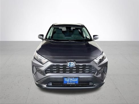 Used 2024 Toyota RAV4 LE AWD/4WD image 3