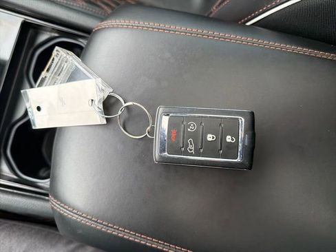 Used 2022 Jeep Grand Cherokee Summit w/ Adv Protech Group IV AWD/4WD image 21