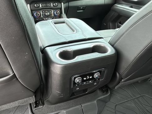 Used 2023 Chevrolet Tahoe LT w/ Luxury Package AWD/4WD image 21