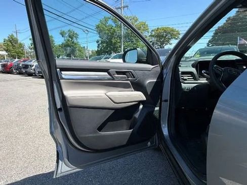 New 2026 GMC Terrain Elevation w/ Technology Package II AWD/4WD image 12
