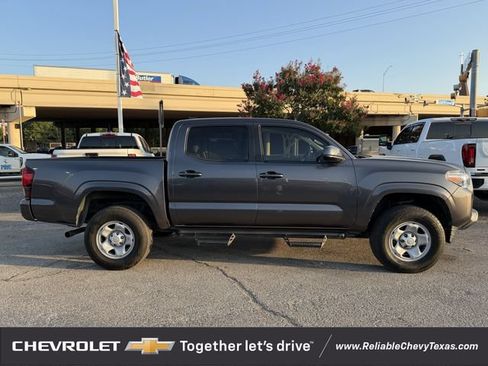 Used 2019 Toyota Tacoma SR w/ SR Convenience Package RWD image 5