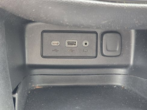 Used 2020 Chevrolet Equinox LT image 20