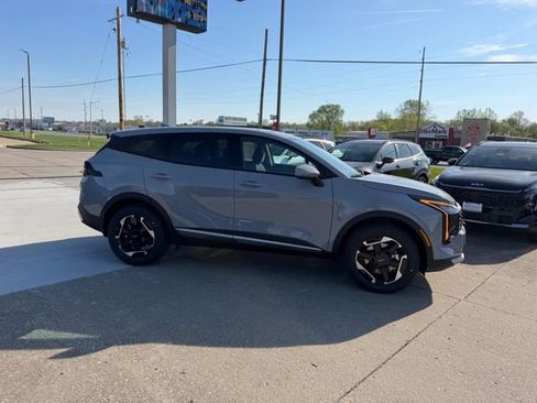New 2026 Kia Sportage S AWD/4WD image 2