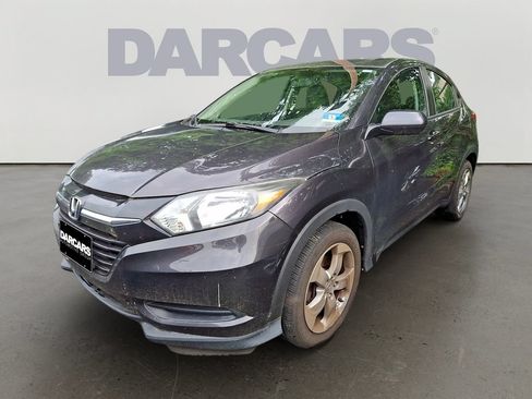 Used 2016 Honda HR-V LX image 2