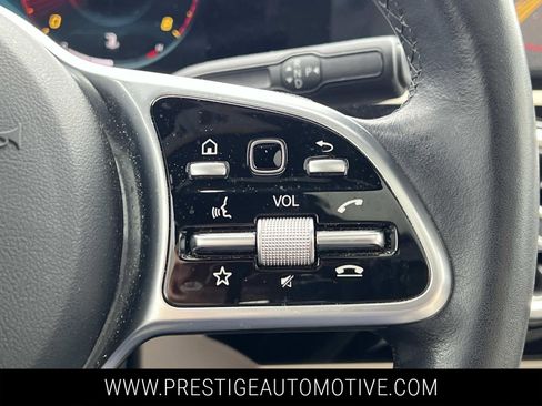 Used 2021 Mercedes-Benz CLA 250 4MATIC image 27