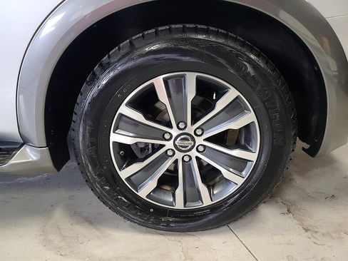 Used 2020 Nissan Armada SL w/ Premium Package image 14
