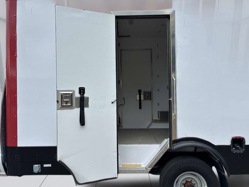 Used 2023 Ford E-350 and Econoline 350 Super Duty w/ Power Windows & Locks Group RWD image 19