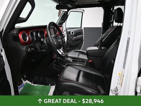 Used 2020 Jeep Gladiator Rubicon w/ Cold Weather Group AWD/4WD image 32