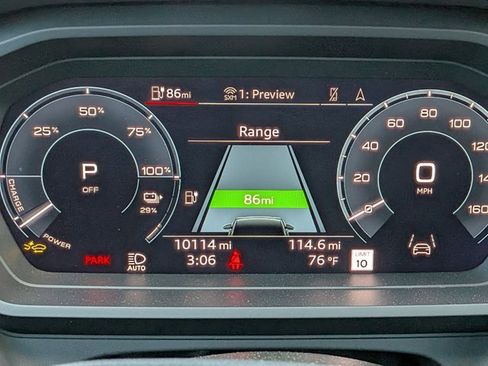 Used 2025 Audi Q4 e-tron Premium Plus w/ Premium Plus AWD/4WD image 9