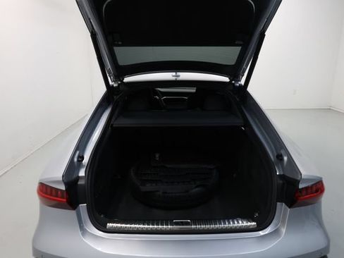 Used 2025 Audi RS 7 Performance AWD/4WD image 60
